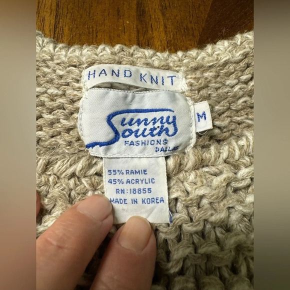 Vintage Hand Knit Sweater Vest Fringe Neutral Colors Retro Hippie Size Medium - Picture 4 of 7